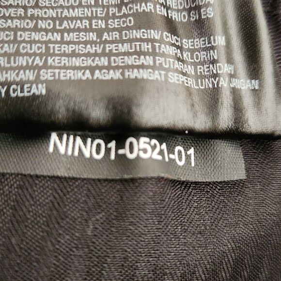 Volcom men's XXL drawstring waist black shorts - Picture 6 of 6